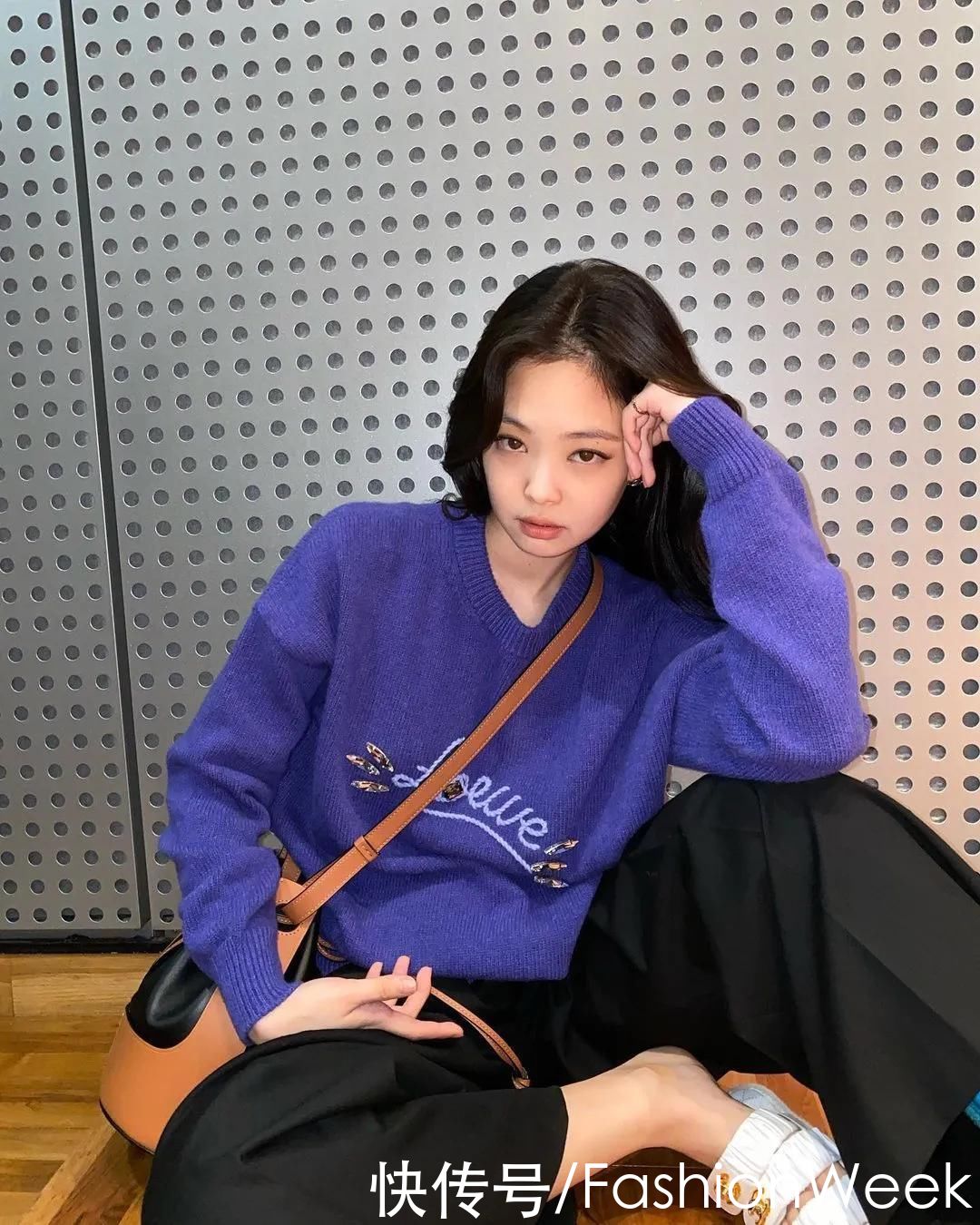 Jennie真是行走中的冷皮女孩种草机