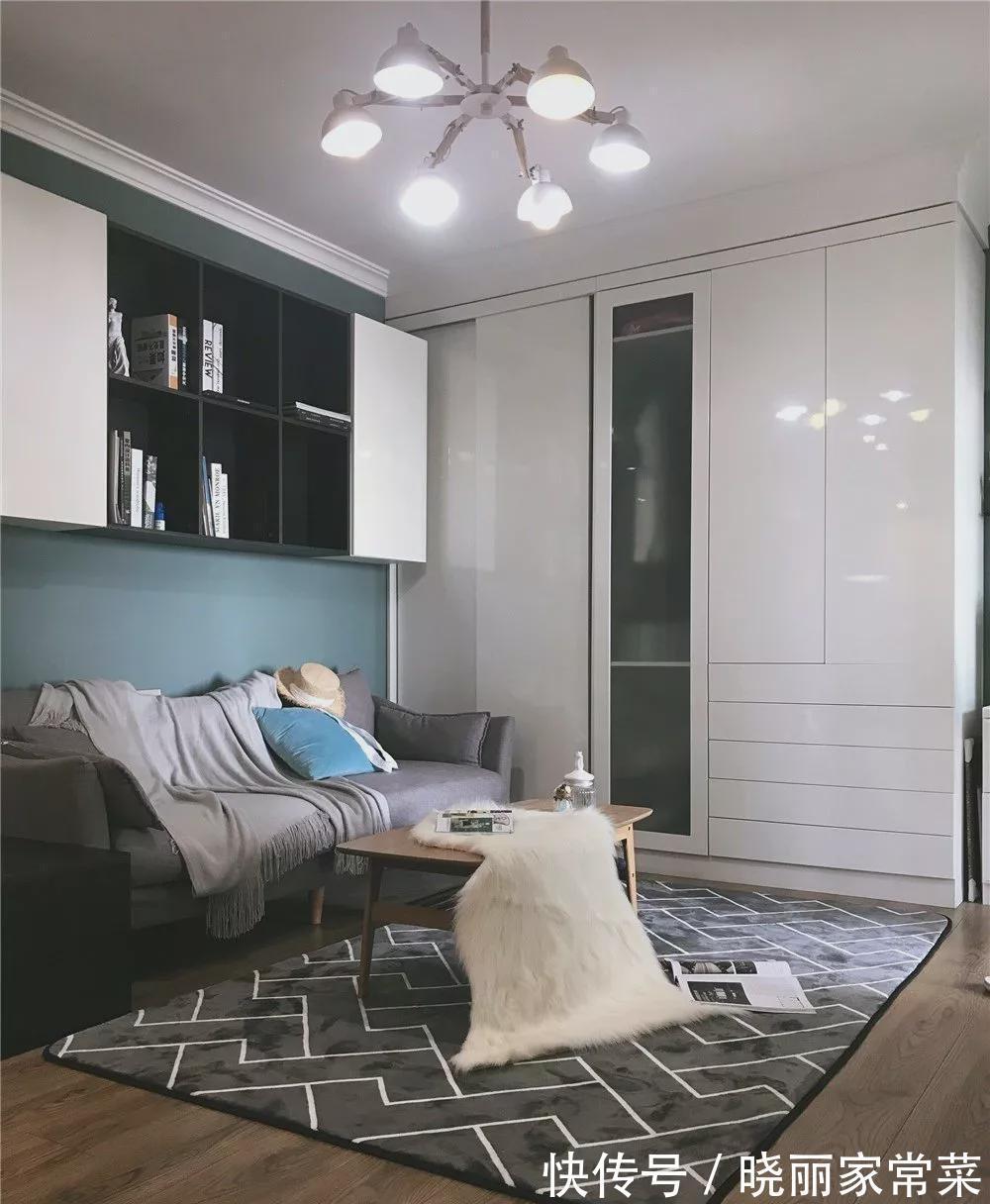 柜子|66平的轻奢风小户型二居室,简洁的基础上,客厅多了好些储物空间