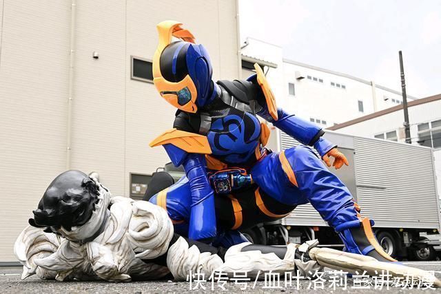 一辉|假面骑士revice小樱终于变身,令和新一代女骑士登场