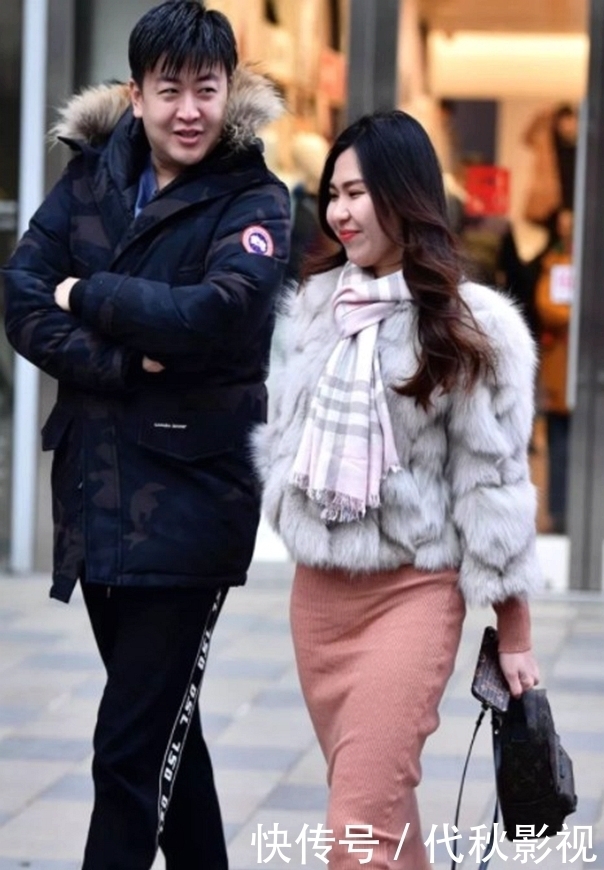 高挑|街拍:身材高挑的时尚小姐姐,大气穿搭,打扮魅力身材气质好