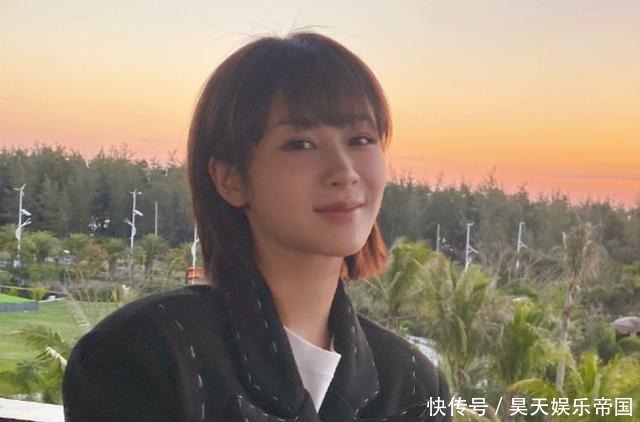 张子枫|《向往5》二轮开录!杨紫做客蘑菇屋,跟张艺兴同框买菜力破传言