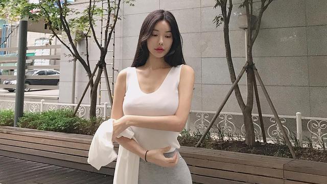 阔腿裤|时尚长裤不必多买,摆脱土气和俗气的穿搭,轻盈美丽一整天