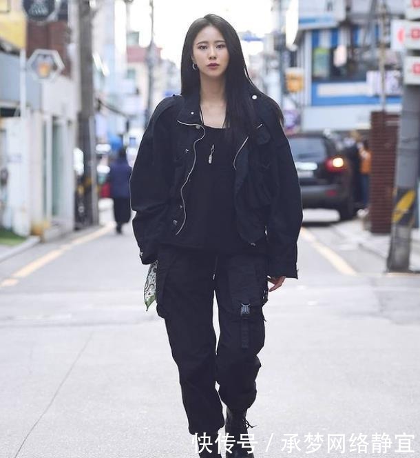 靴筒|最近一种穿法火了,叫“裤子塞进靴筒里”,保暖显瘦,时髦精都爱