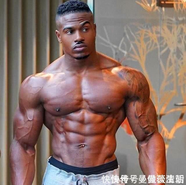 卧姿|都说胸肌上部最难练，从这3个方面，帮你打造饱满的胸型