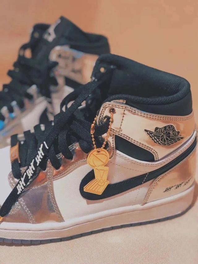 差几倍的价格却有着相似的外观，你怎么看待这些平替款NIKE和AJ？