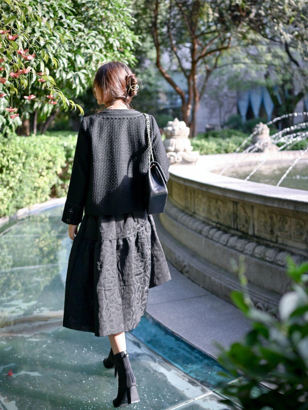 穿搭|为什么我劝你出门要穿“小香风外套”?看潮人示范就知道,真美