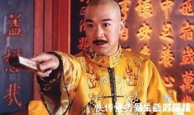 殿试$一丑人中了状元,乾隆故意出一对联刁难,看下联后:给个探花