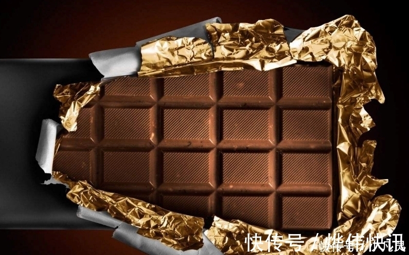巧克力的“凹槽”是干什么的？一直以为是方便掰开，弄错这么久