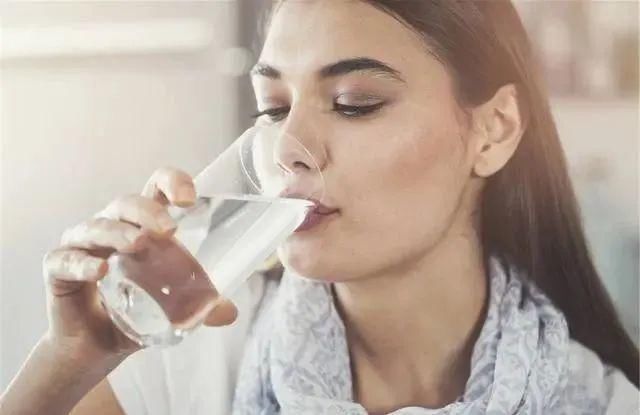 糖尿病的“元凶”被揪出,并不是甜食,而是它,再馋也要撤下饭桌