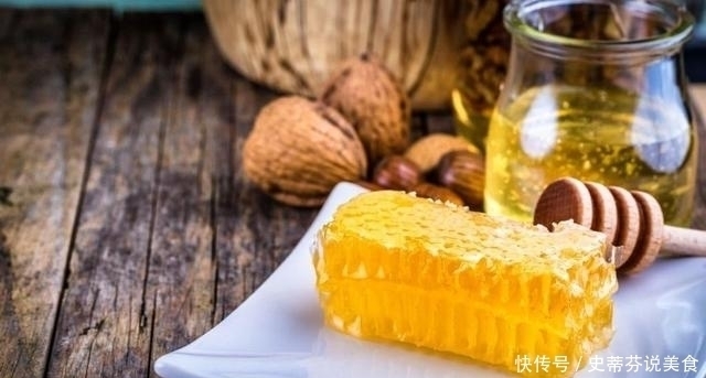 雌性激素|更年期女性,常吃3种碱性食物,多做锻炼,或能帮助补充雌性激素