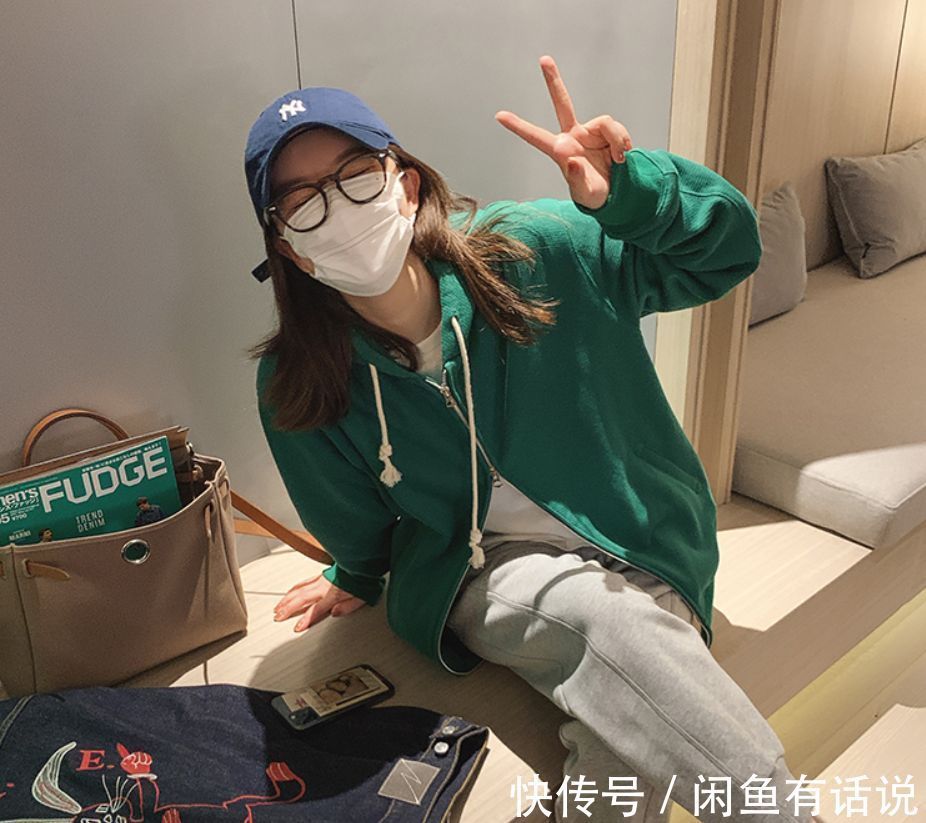 披肩|微胖身材穿卫衣像大妈?那是你没选对款,这4个穿搭思路很值得学