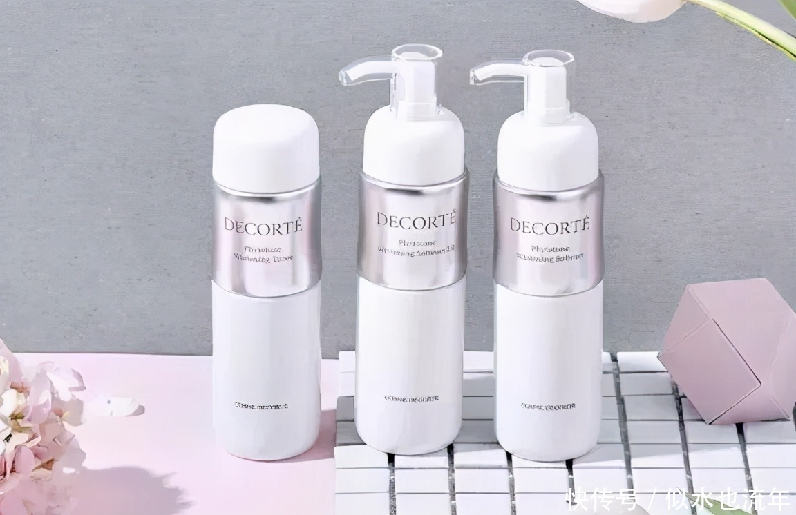 敏感肌|这些水乳深层补水,兼具收缩毛孔和补水的效果,让肌肤越来越细致