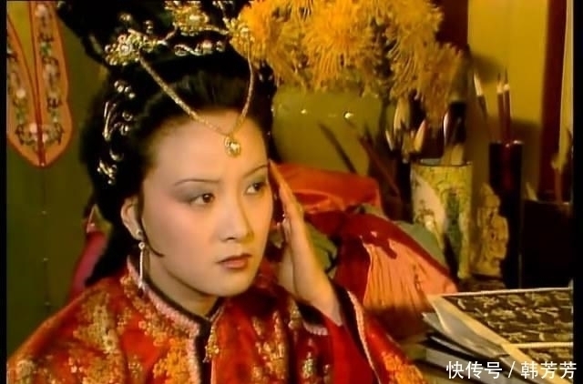 王熙凤|曹雪芹《红楼梦》里这丫环,被宝钗厌恶,却活得通透,结局最幸福