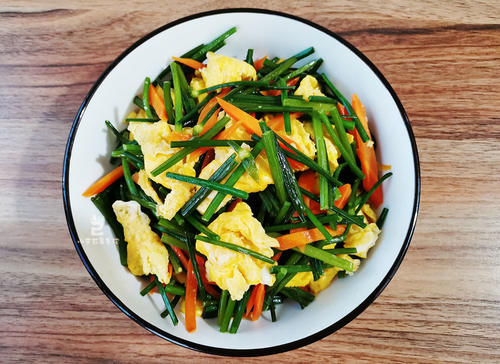 鹅蛋|7月减肥吃这菜，正当季特便宜，清香脆爽又营养，低脂刮油轻松瘦