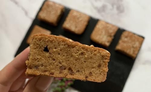 想吃枣糕不用买,在家3块钱就能做,香甜蓬松不塌陷,枣香味十足