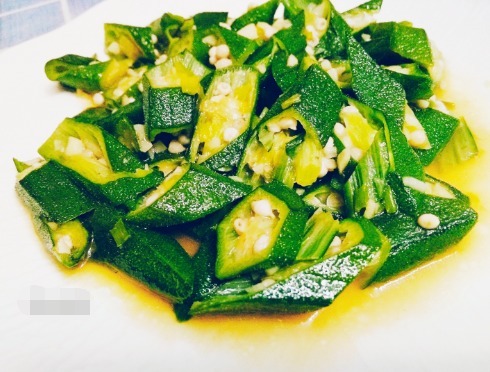 推荐一道|4道小凉菜，8道小炒菜，全素宴美味又健康，吃得放心