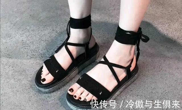 搭配|深受直男厌恶,差评最多的三款鞋型!到底有多难搭配!