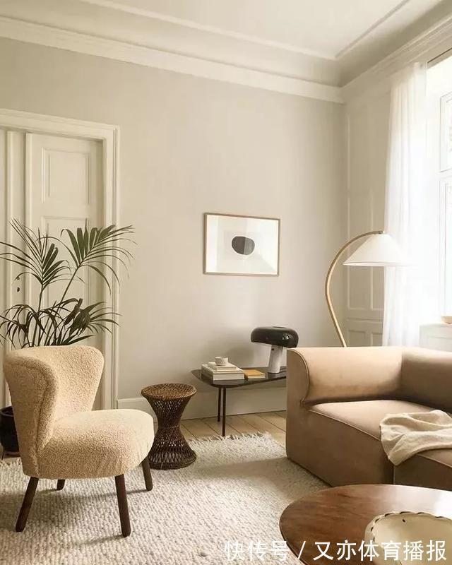 颜色|怎么选购乳胶漆？装修过3套房子的过来人含泪总结，别再被忽悠了