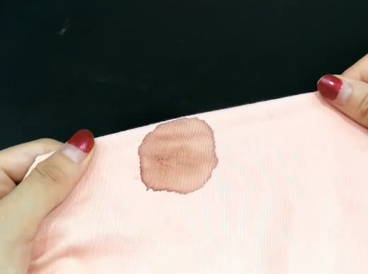 实用|床单上再顽固的血渍,用它一洗就掉,不留一点污痕,太实用了