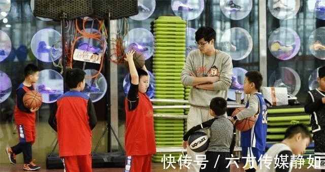 骨骼|2种调味剂在“偷走”儿童身高,父母别再傻傻喂娃了,当心长不高