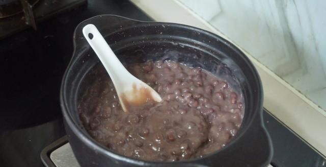 一碗红豆，半碗糯米粉，教你做红豆雪糕，学会后做给孩子吃