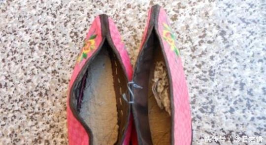 鞋子|历史诡异趣谈古代女子投河自尽,为何都脱了鞋子放在岸边!
