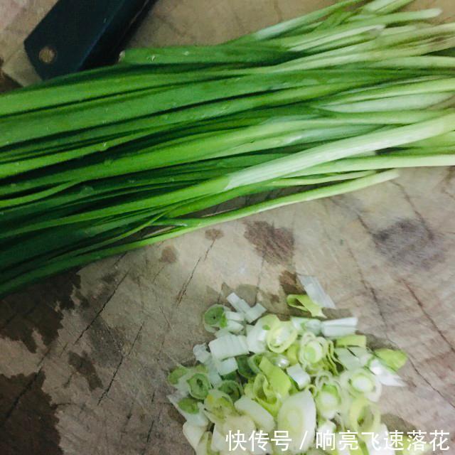  泼辣|酸辣爽口，油泼辣子拌面