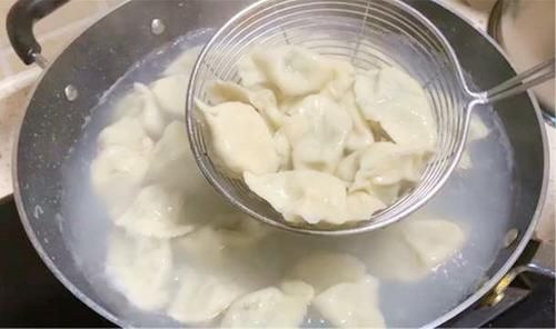 过年，用它包饺子，比韭菜白菜鲜，贵也要舍得，我家一周吃4次