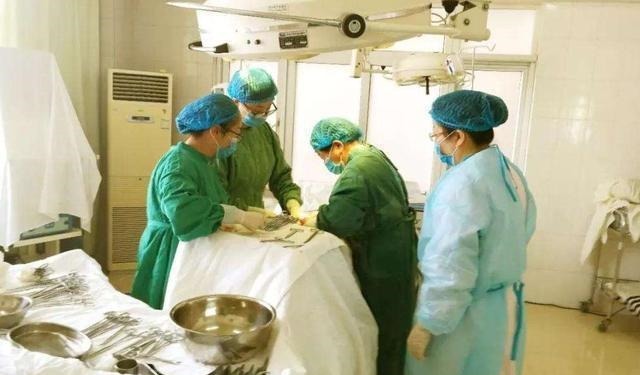 医生|“谢谢医生,不喝牛奶”,产妇没听懂产房暗语,分娩时闹出洋相