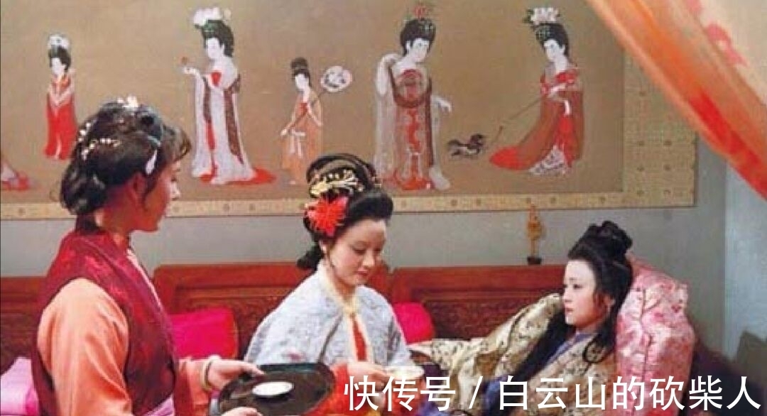 宝叔#秦可卿为何巧用计谋,安排贾宝玉去自己房间午睡?她到底有何目的