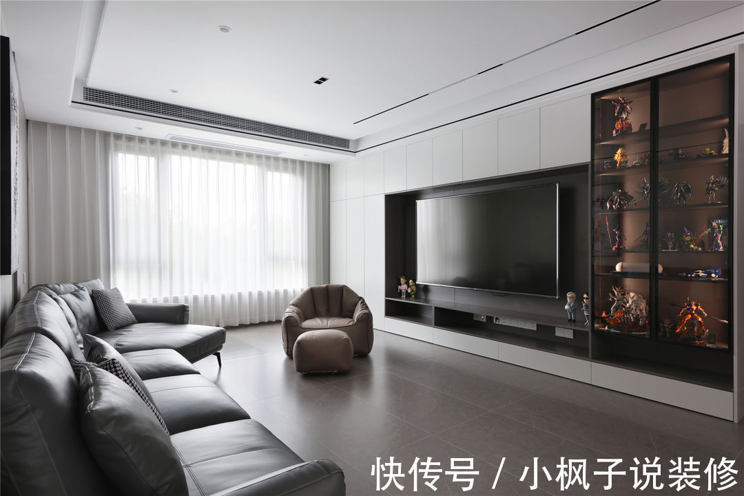 深色|四房里三代人的生活,155㎡简约不花哨,能让家务少一半