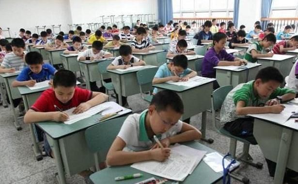 看穿|小学生偷改成绩变98分, 宝妈一眼看穿: 你忘了一个最大的漏洞