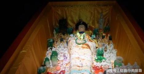 阴谋|孙殿英盗墓的背后, 其实还隐藏着一个阴谋, 跟慈禧下葬时有关