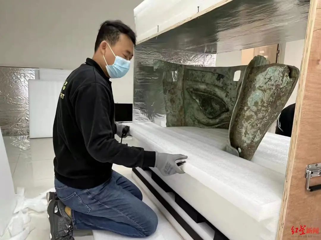 文物|三星堆青铜大面具回家!元宵节首次正式展出