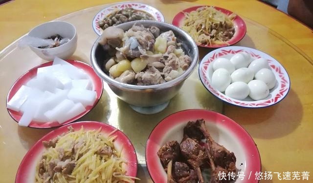 猪脚|今天回娘家，妈妈做了一大桌子的菜，都是妈妈的味道！