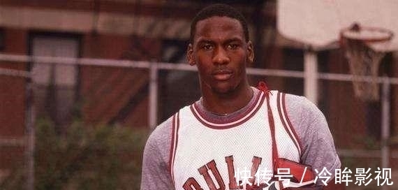 賈巴爾|為什么很多人都認(rèn)為初進(jìn)NBA一場比賽未打的喬丹肯定能成為巨星?