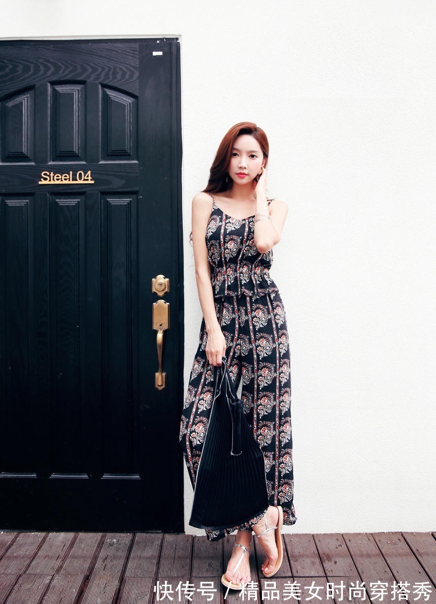 吊带|吊带的背心套装简约大气，清凉又舒适，怎么穿都好看