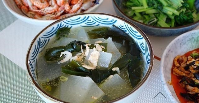 脂肪最怕这个菜,用来煮汤,每天喝1碗,清肠刮油,小肚腩没了