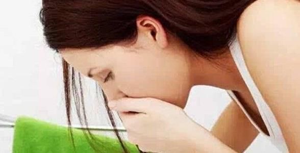 芡实|体内湿气重,会有以下3个表现,吃3种食物,排出湿气,身体健康