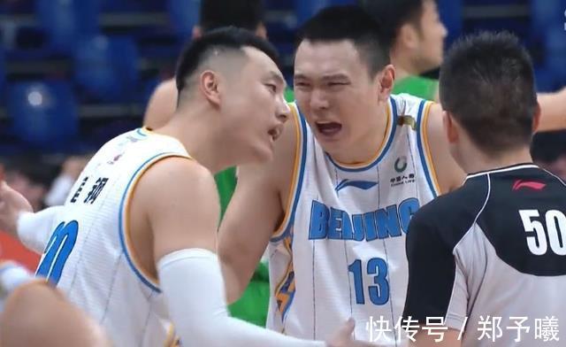 cb翟晓川朱彦西成CBA“恶霸”,对骂女记者被网暴,到底是谁的错?
