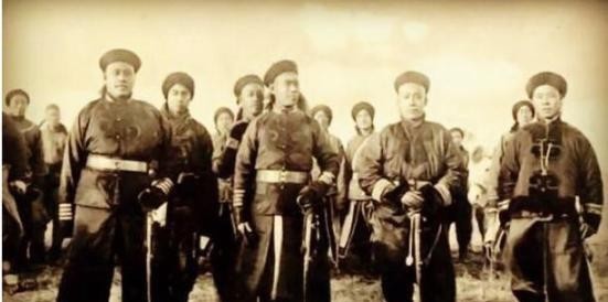 失败|慈禧错用两个人,导致甲午战争失败?李鸿章说话他根本不听