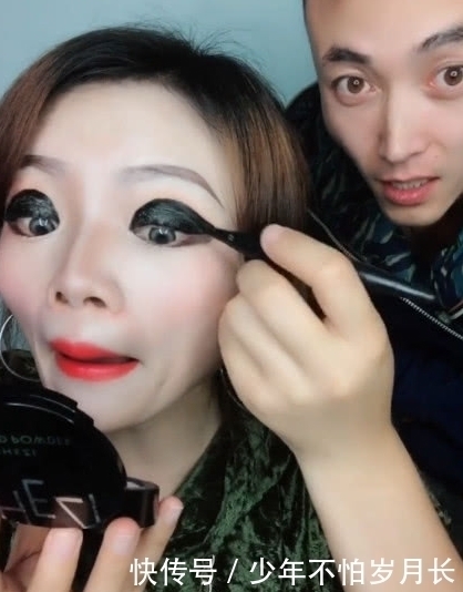 化妆|小姐姐眼线画太宽被老公嫌弃,当她睁开眼睛,老公不淡定了