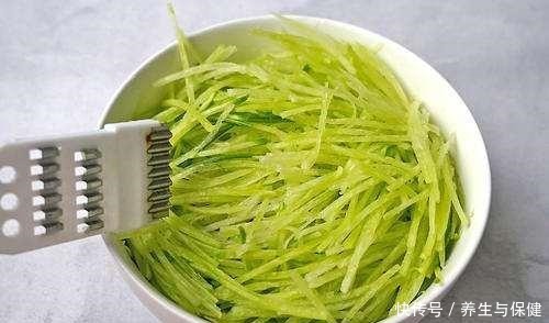 调萝卜馅,最忌放“两种”调料,有人总弄错,难怪饺子难吃有苦味