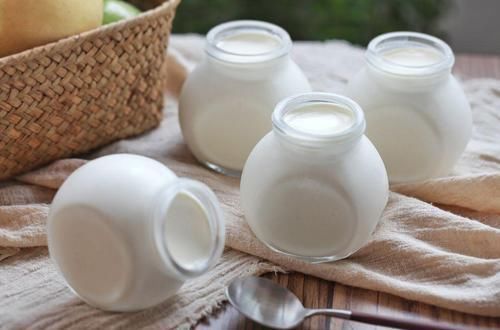 牛奶|胆固醇高的人,猪蹄、鸡蛋和牛奶,你可以吃哪一个?
