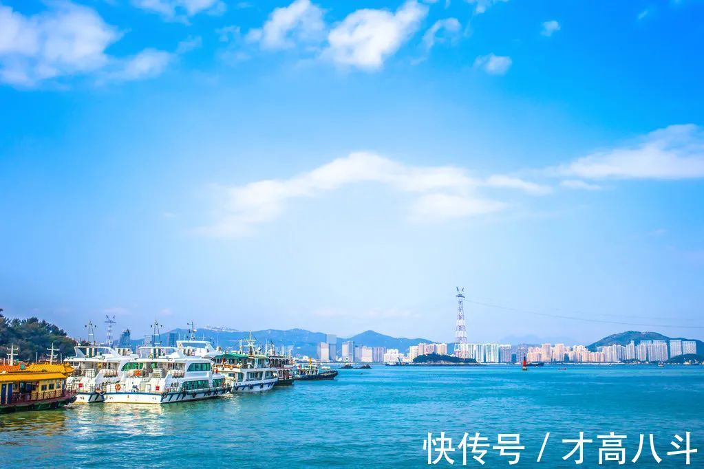 杜甫@诗词中的“浮云”:浮云一别后,流水十年间!