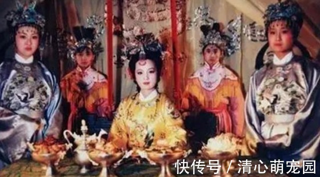 省亲!红楼梦中,贾元春究竟发现了什么骇人秘密,而被皇帝赐死?