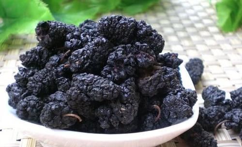 桑葚|天天失眠令人抓狂？睡前试试吃这几样食物，助你有个好睡眠！