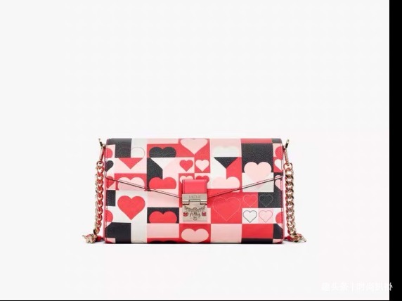 lv$大牌链条包,就服这款LV老花三合一,不仅好看更是气质十足