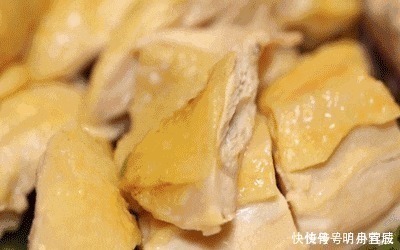 做白切鸡直接下锅大错特错大厨多加这样“东西”,鸡肉又鲜又嫩