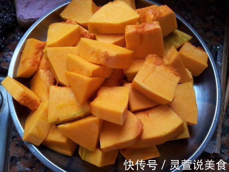 入秋后金瓜和秋天最搭，比肉养人，分享金瓜的4种做法，营养好吃